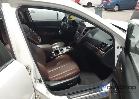 2013 Subaru Outback 3.6R Limited z USA, uszkodzony, nr VIN 4S4BRDSC5D2265595